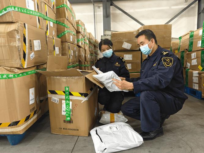 新澳门4949最新彩和开门拿快递被绑架与开门拿快递被绑架怎么办